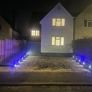  Holiday home Charming 3-bed Minutes From Centre United Kingdom