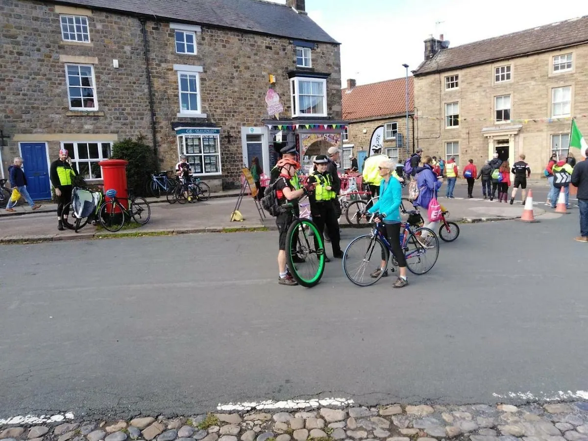 The Lodge Masham 0*,